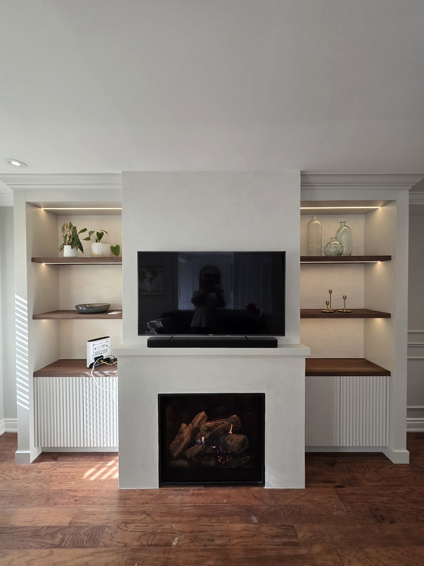 Fireplace lime plaster fireplace